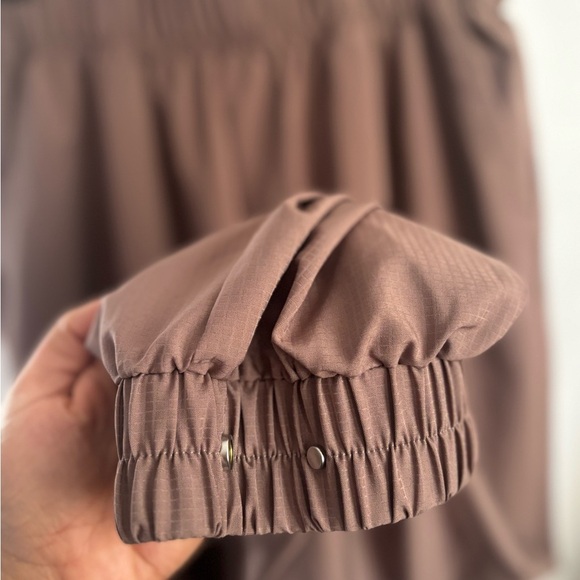 VARLEY | Enzo snap button cuff pant in taupe | size large - Picture 8 of 8